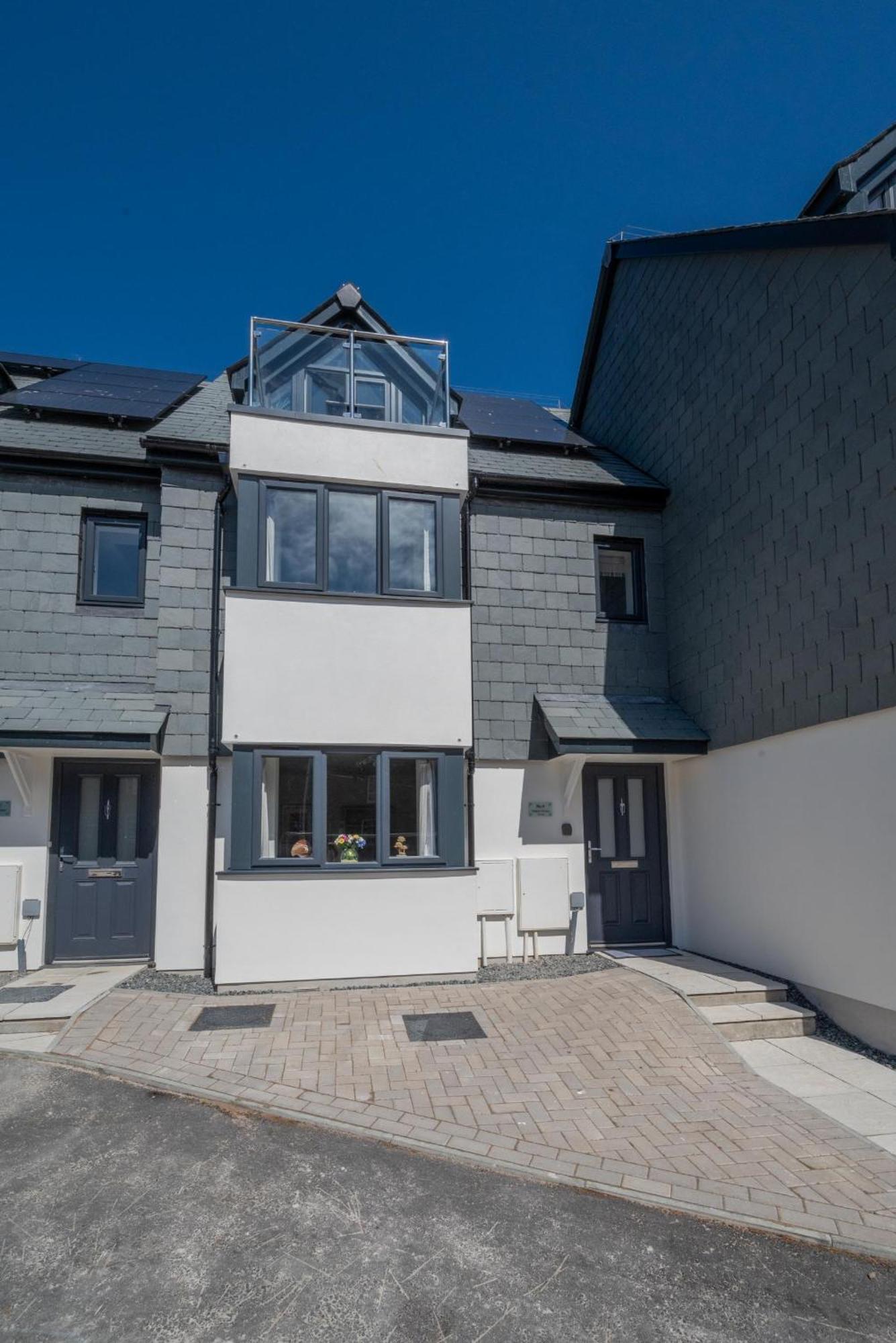 Exceptional 3 Bedroom Home In Penzance~New~Seaside Eksteriør bilde